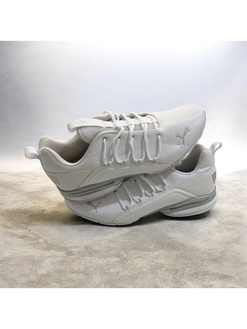 PUMA Axelion Men’s Training Sneakers – White | Size 13